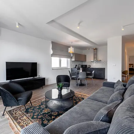 Solitudo Rose Apartment *