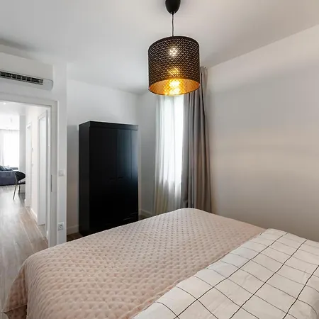 Solitudo Rose Apartment *